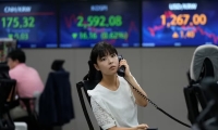 市场动荡恐持续？特朗普团队为关税辩护 否认美国经济衰退论